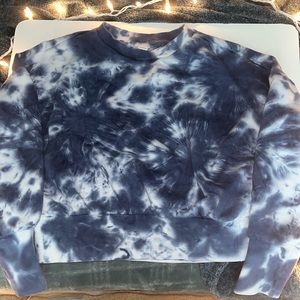 Old Navy cropped tie dye top